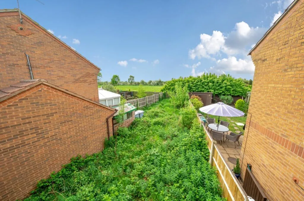 4 bed Detached