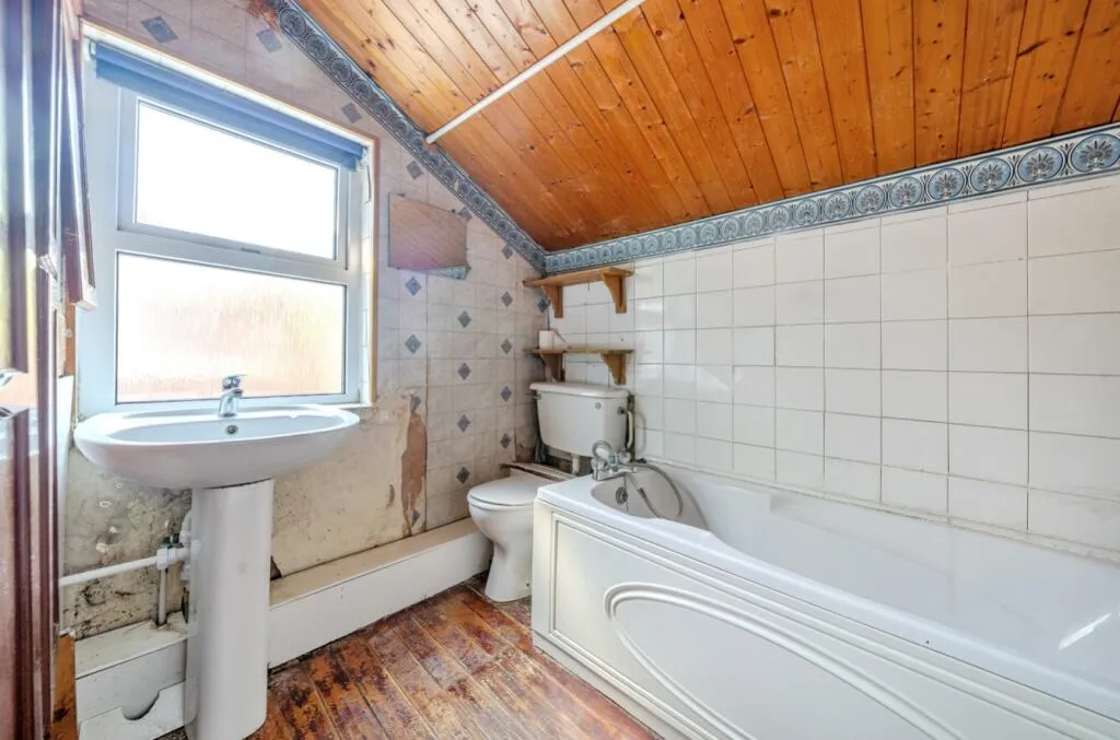 3 bed Terraced