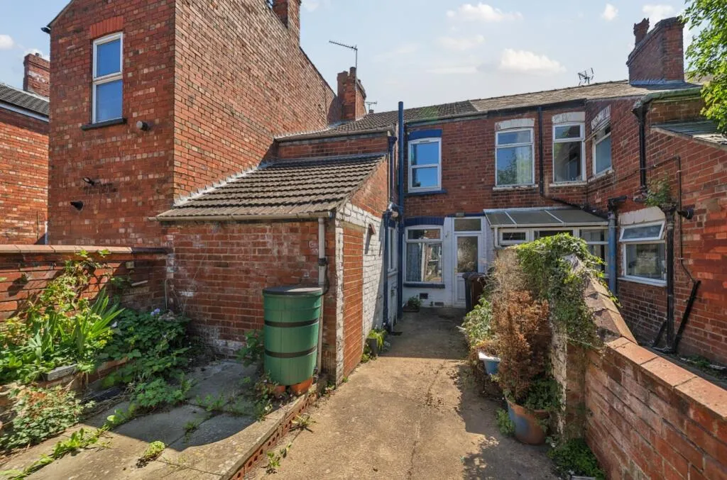 3 bed Terraced