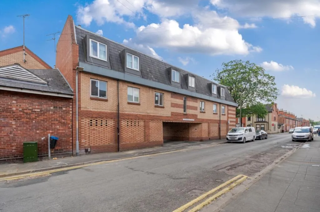 1 bed Apartment