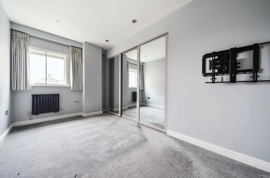 2 bed Apartment