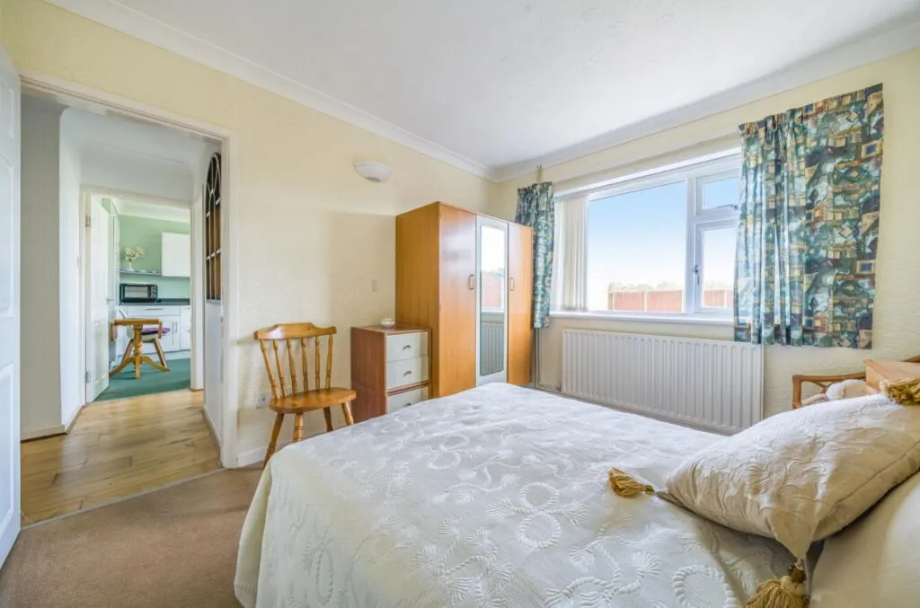 3 bed Detached Bungalow