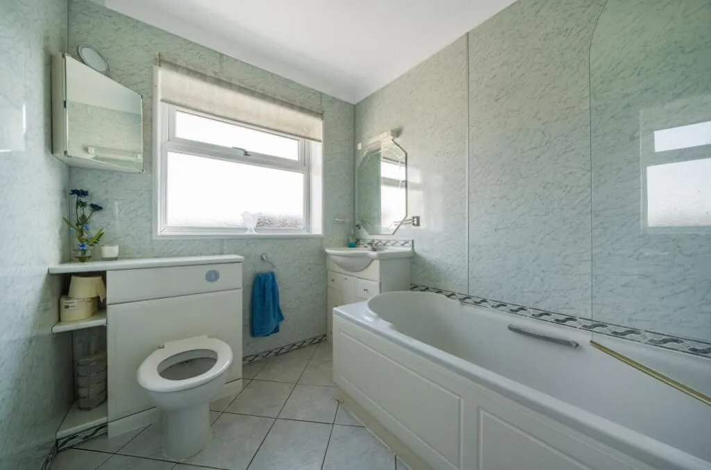 3 bed Detached Bungalow