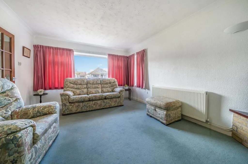 3 bed Detached Bungalow