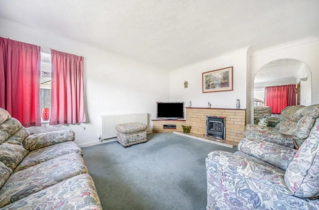 3 bed Detached Bungalow