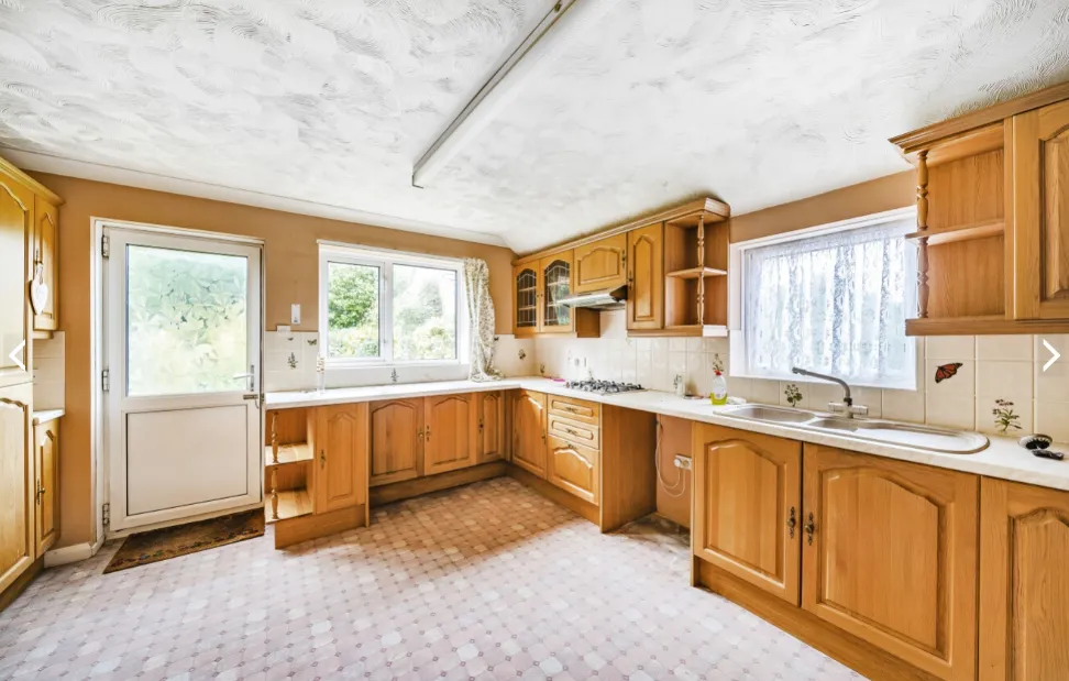 2 bed Detached Bungalow