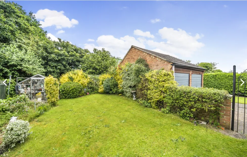 2 bed Detached Bungalow