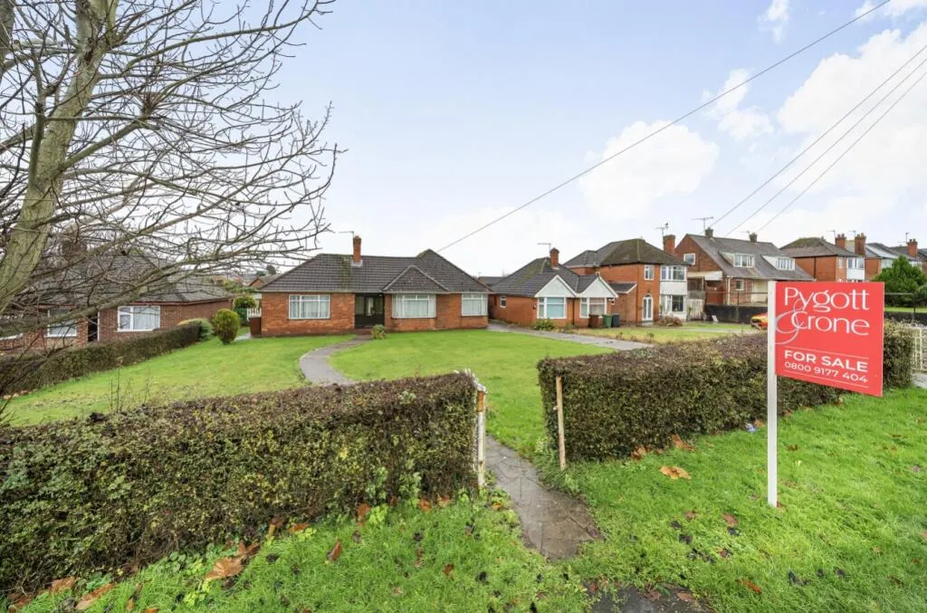 3 bed Detached Bungalow