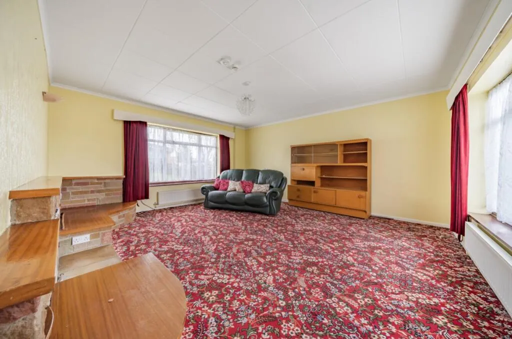 3 bed Detached Bungalow