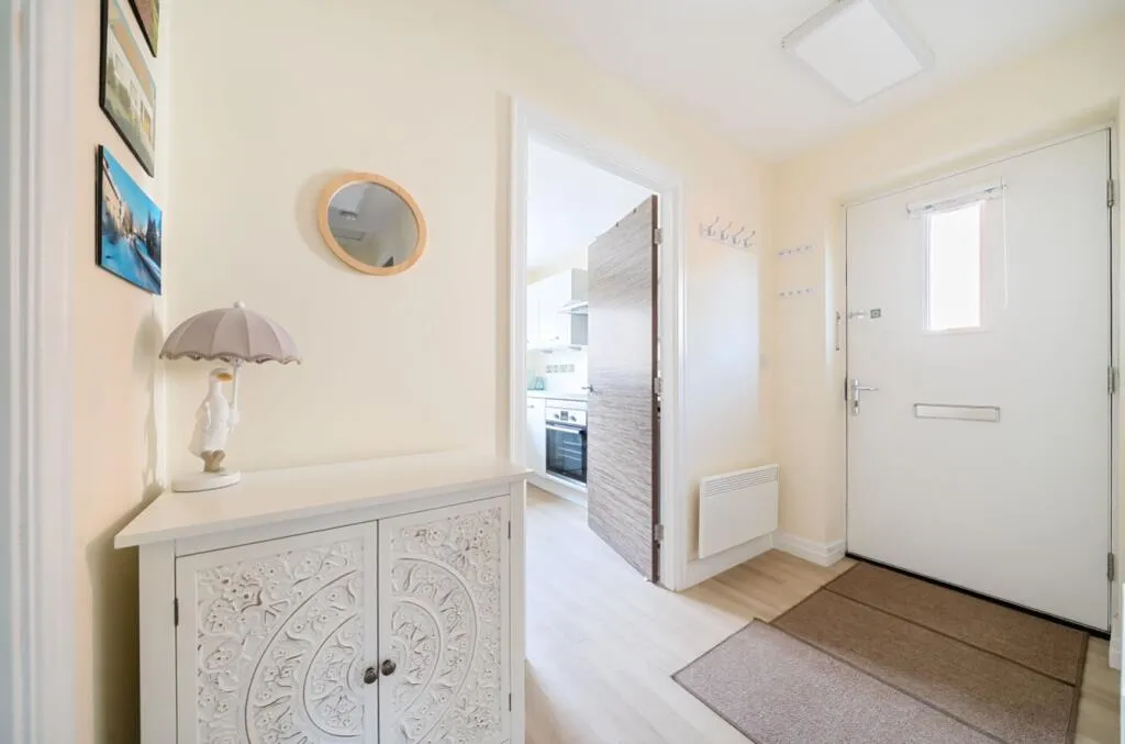 2 bed Semi-Detached Bungalow