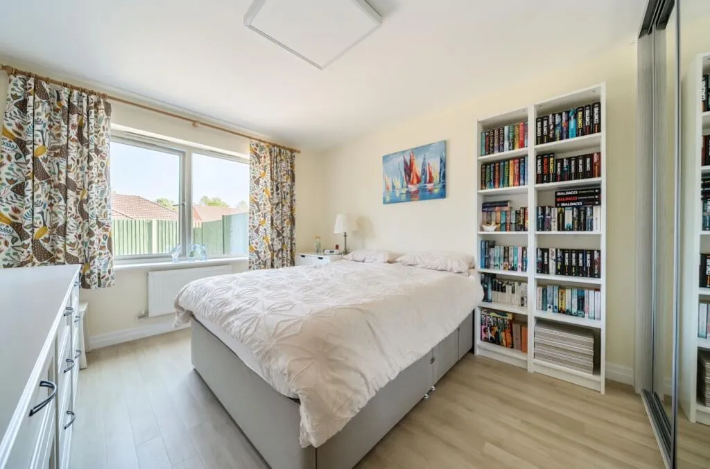 2 bed Semi-Detached Bungalow