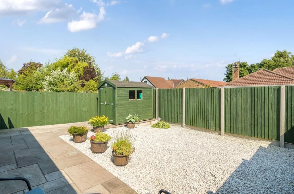 2 bed Semi-Detached Bungalow