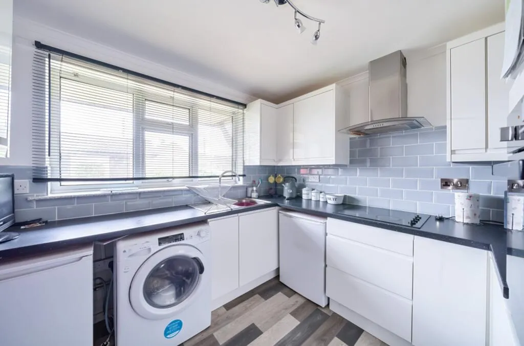 2 bed Detached Bungalow