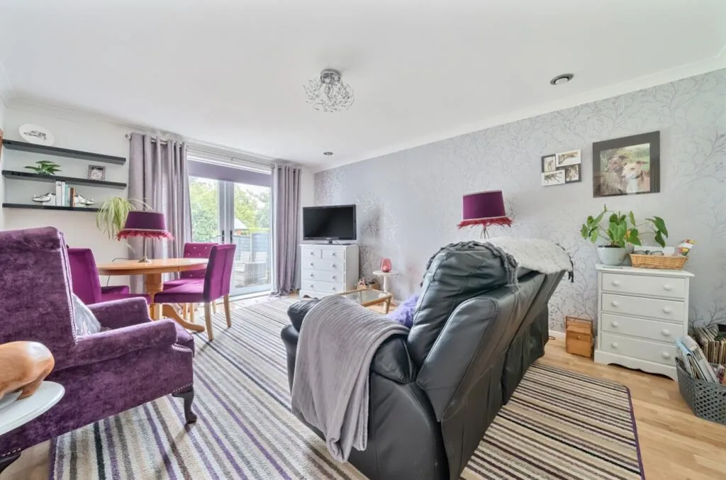 2 bed Detached Bungalow