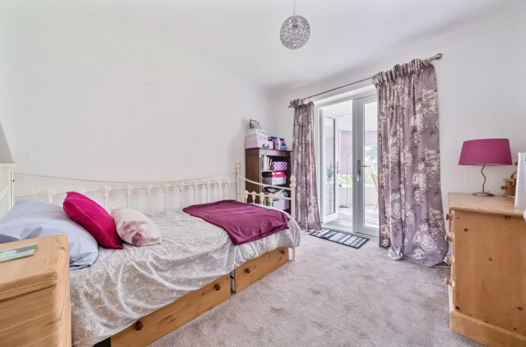 2 bed Detached Bungalow