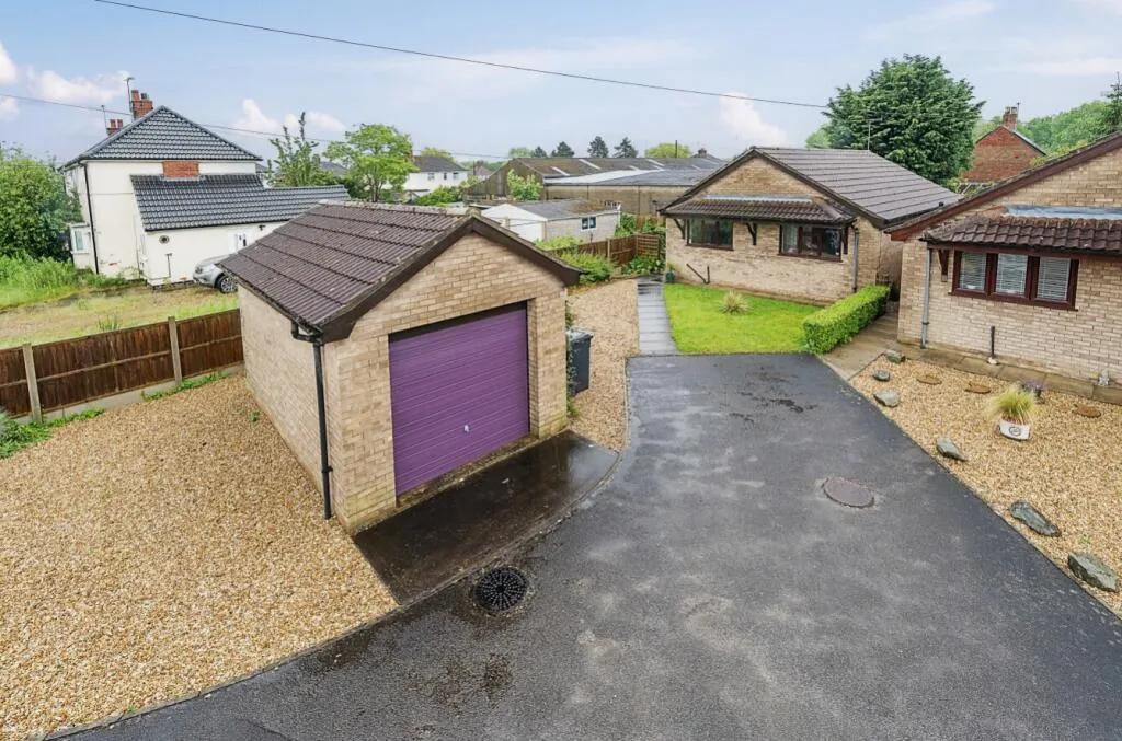 2 bed Detached Bungalow