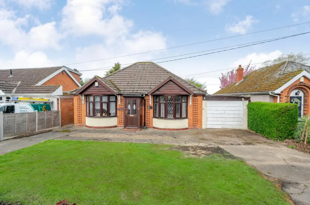 2 bed Detached Bungalow