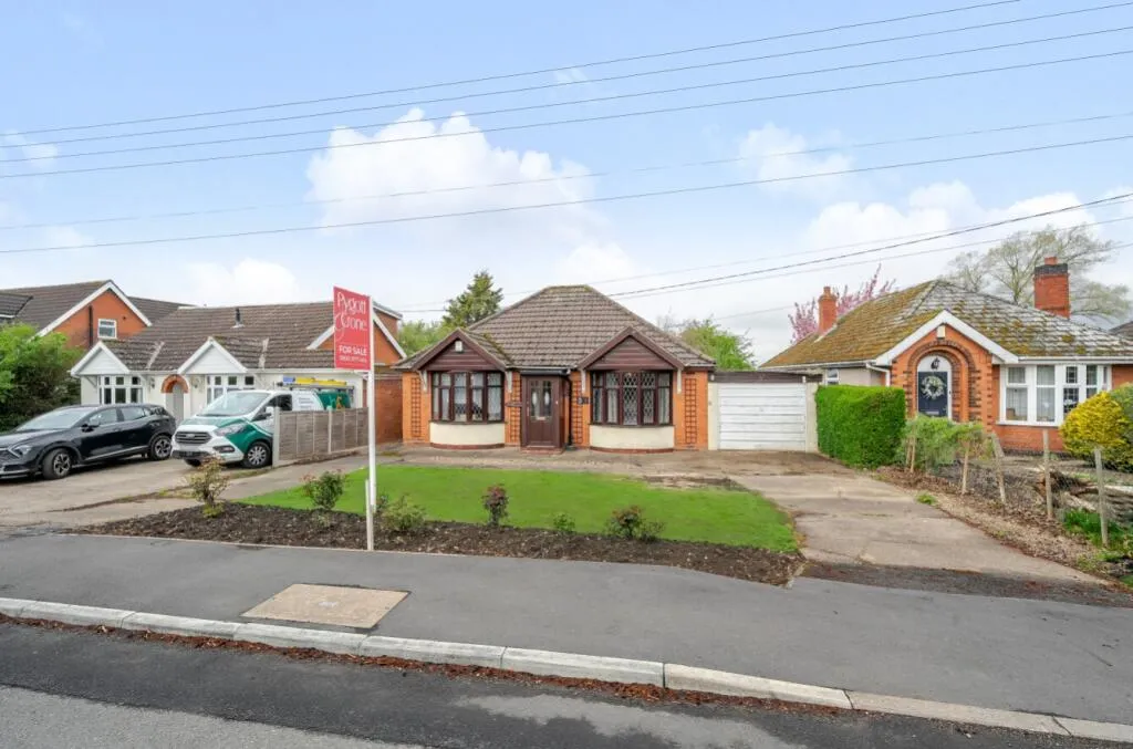 2 bed Detached Bungalow