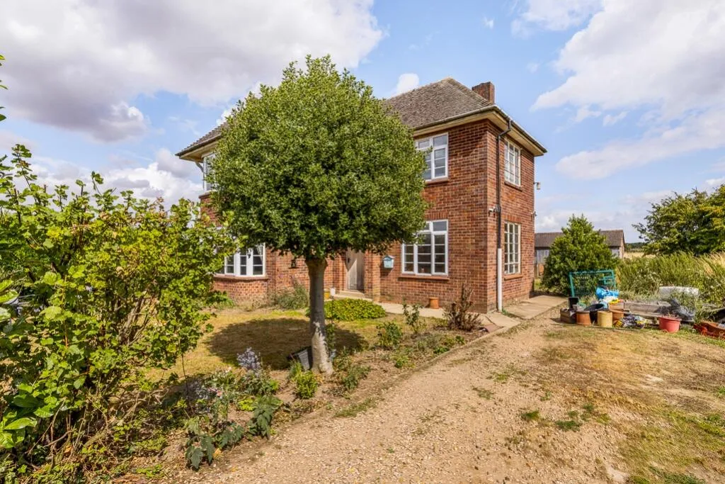 3 bed Detached