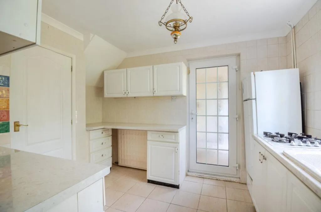 2 bed Semi-Detached