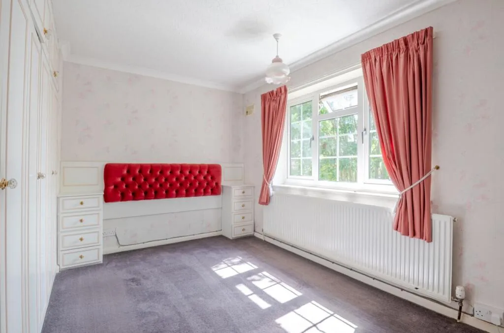 2 bed Semi-Detached