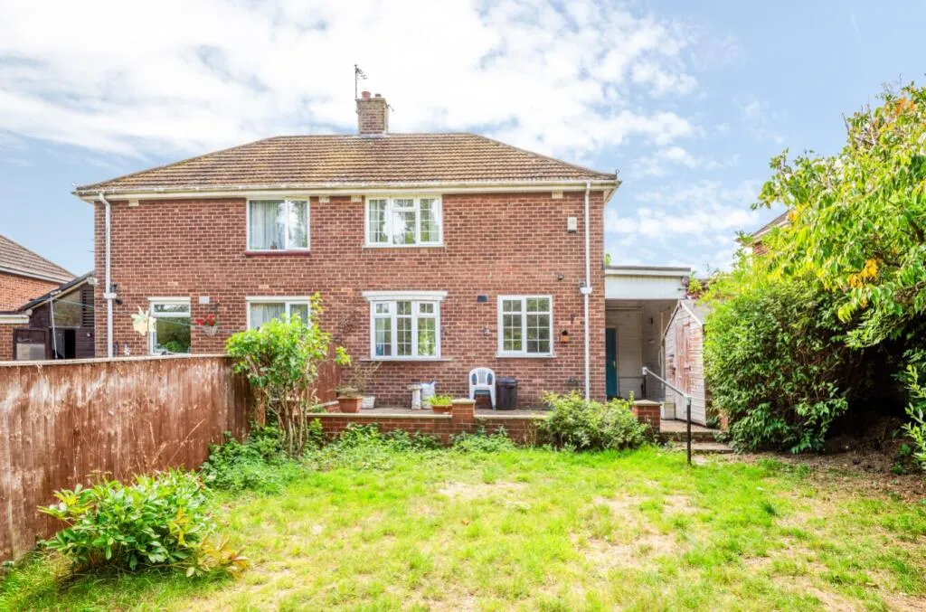 2 bed Semi-Detached