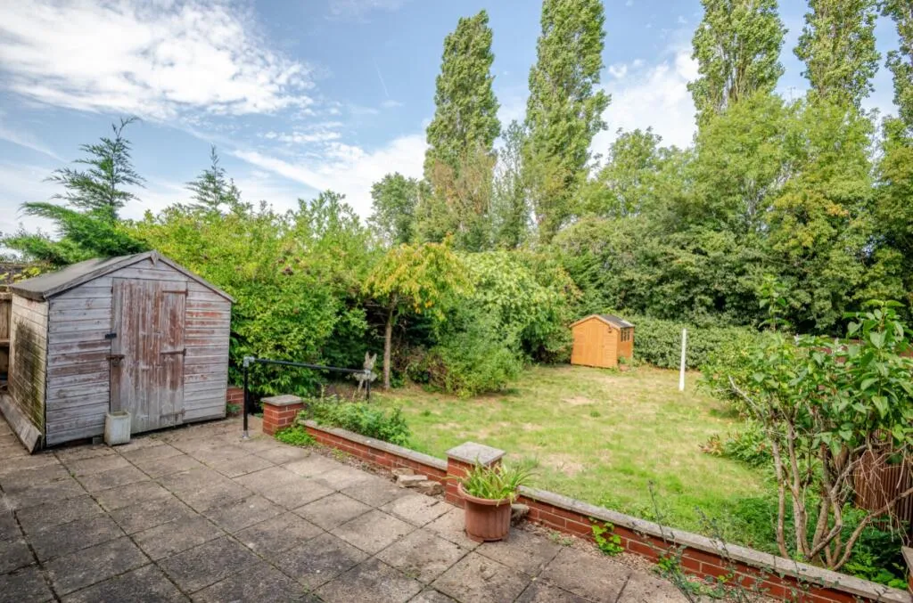 2 bed Semi-Detached