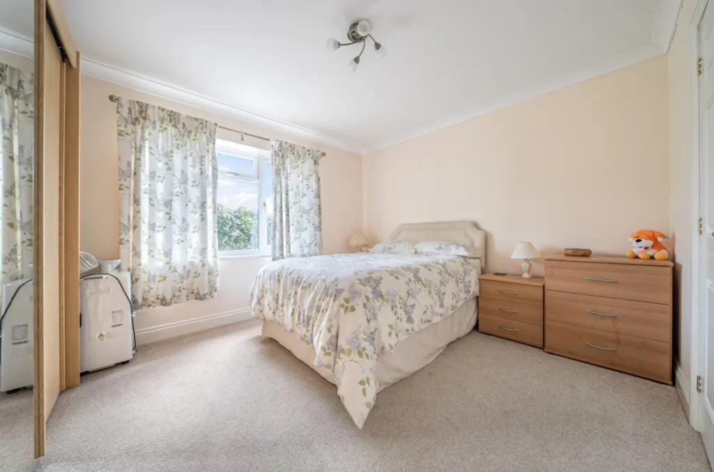 3 bed Detached Bungalow