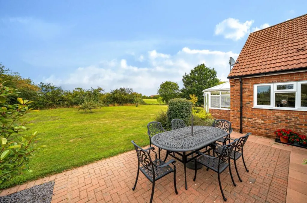 3 bed Detached Bungalow