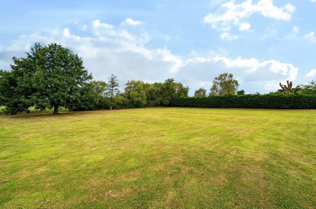 3 bed Detached Bungalow