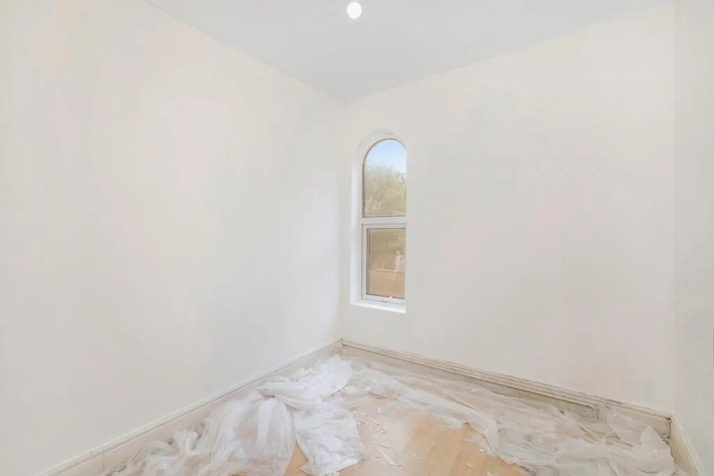 3 bed End of Terrace