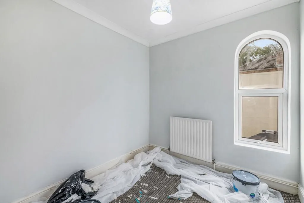 3 bed End of Terrace