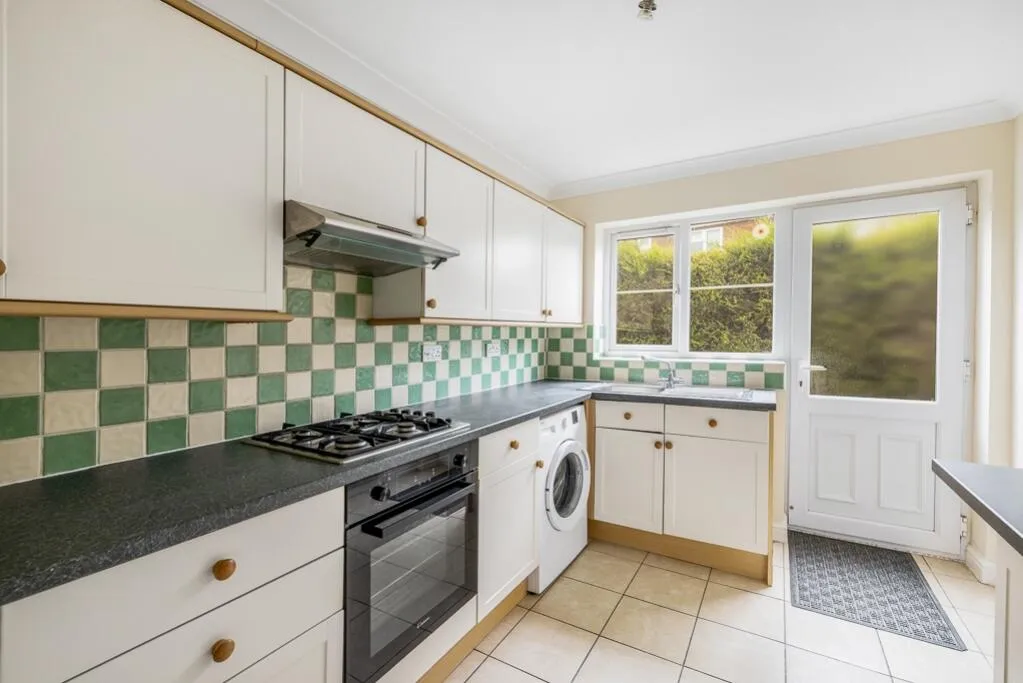 2 bed Detached Bungalow