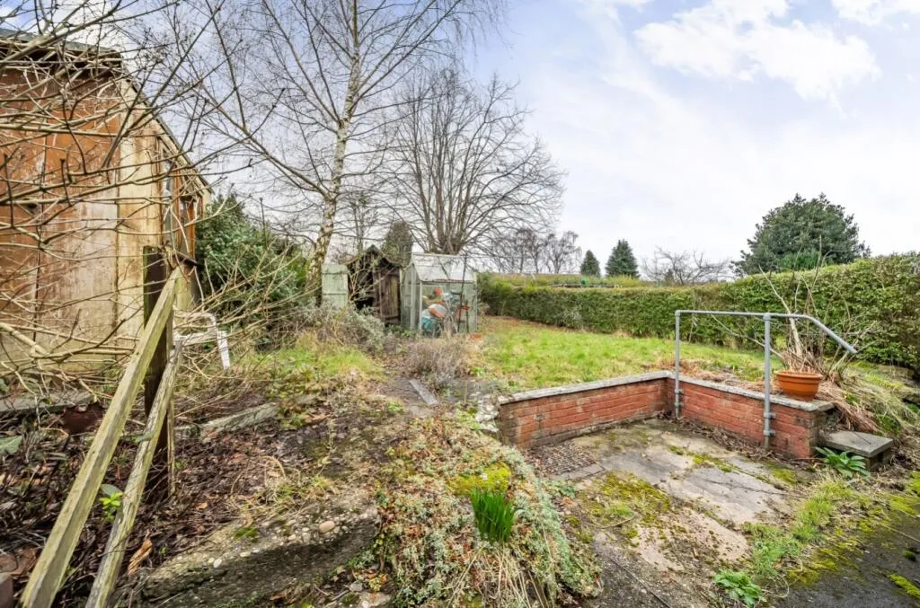 4 bed Terraced Bungalow