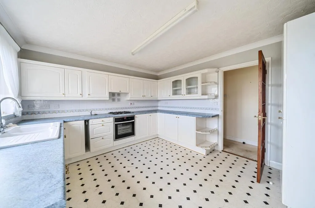 3 bed Detached Bungalow