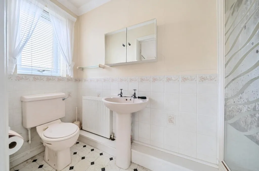 3 bed Detached Bungalow