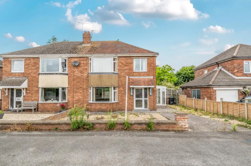 3 bed Semi-Detached