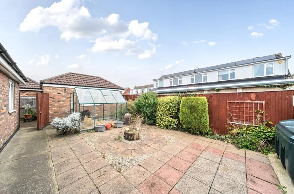 3 bed Detached Bungalow