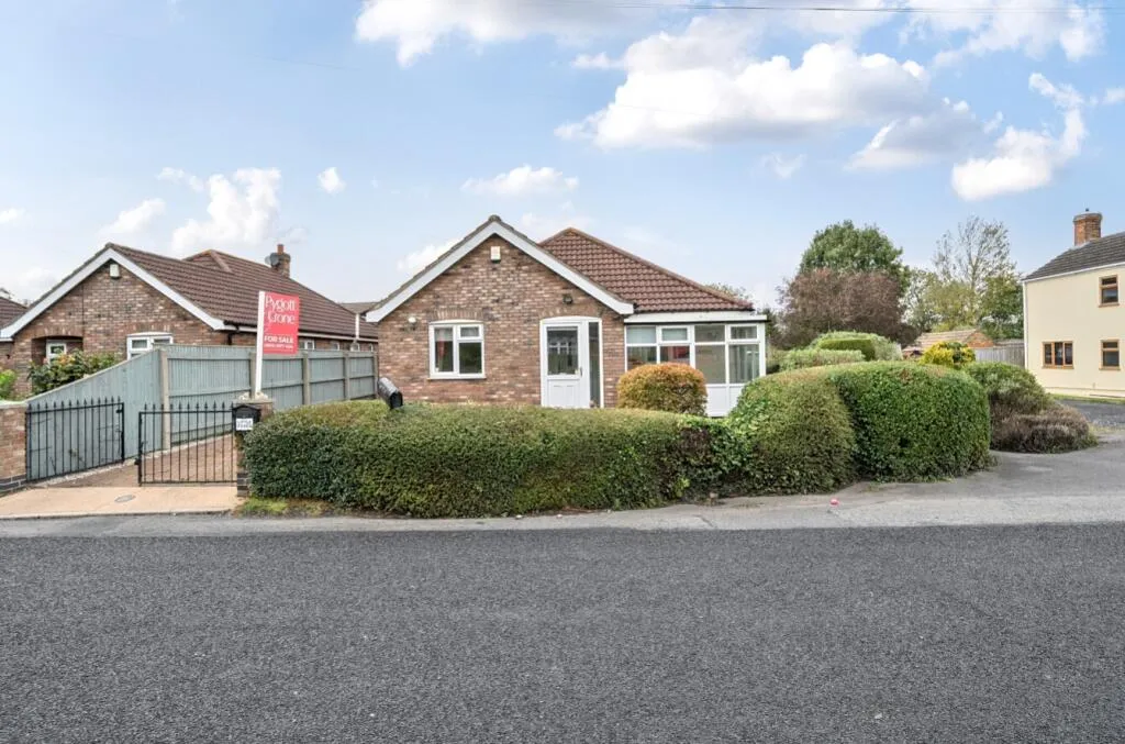 3 bed Detached Bungalow
