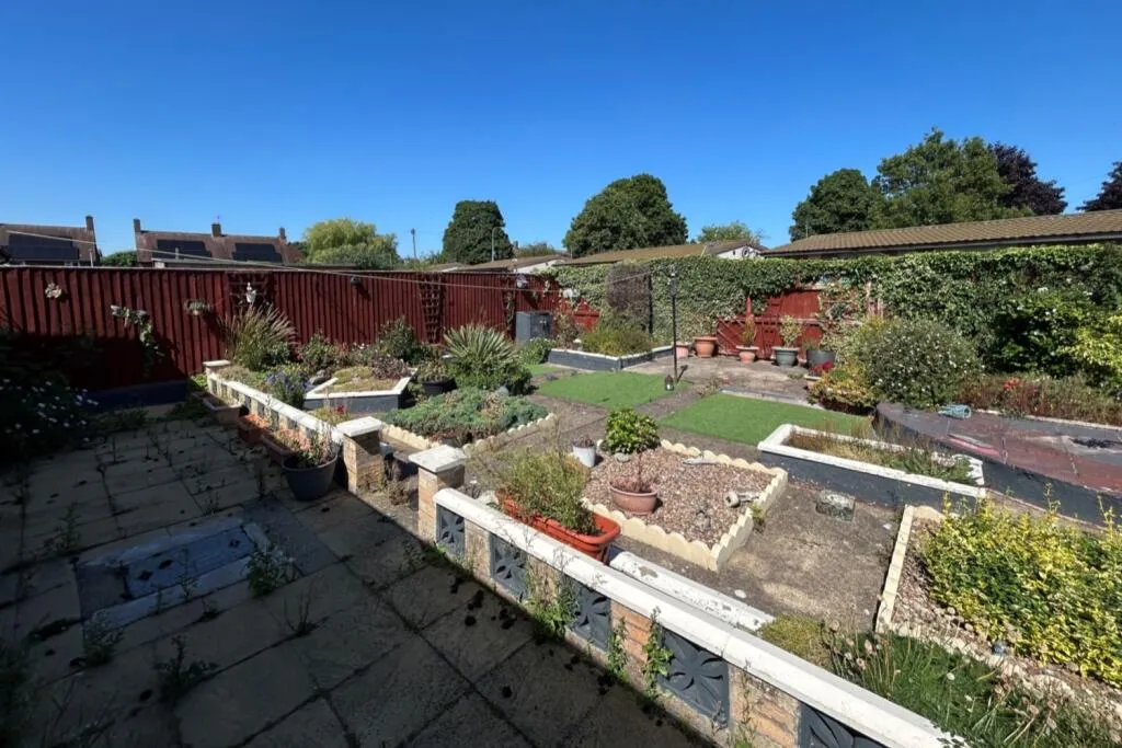 2 bed Detached Bungalow