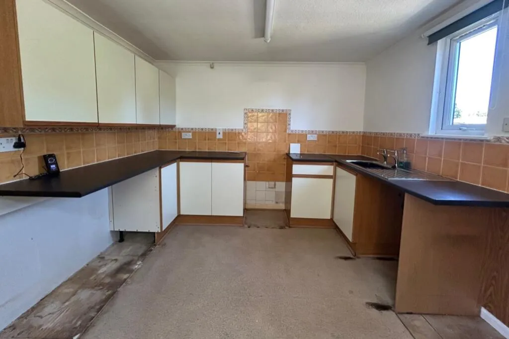 2 bed Detached Bungalow