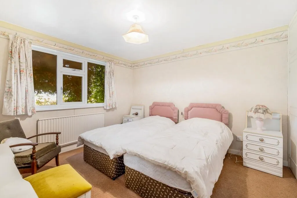 2 bed Detached Bungalow