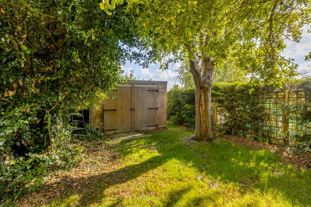 2 bed Detached Bungalow