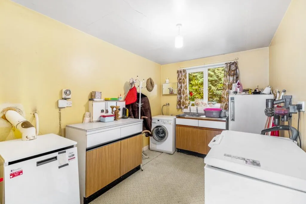 2 bed Detached Bungalow