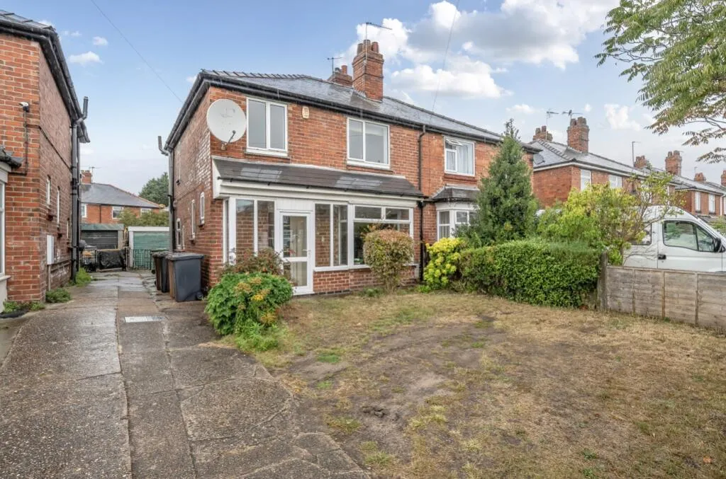 3 bed Semi-Detached