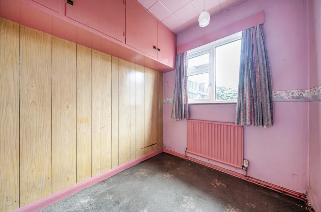 3 bed Semi-Detached Bungalow