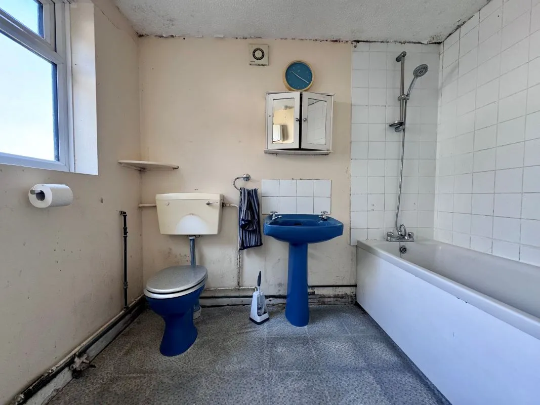 Norwich Road, Wymondham, Norfolk, NR18 0SJ - Online Auctions
