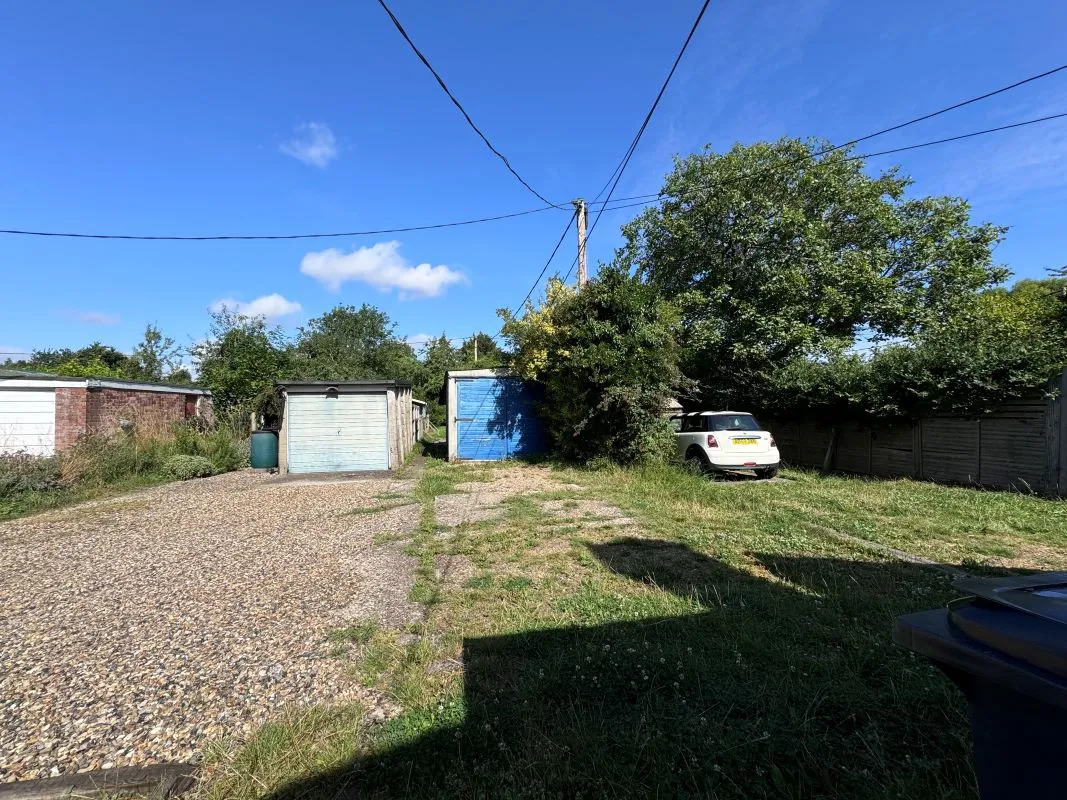 Norwich Road, Wymondham, Norfolk, NR18 0SJ - Online Auctions