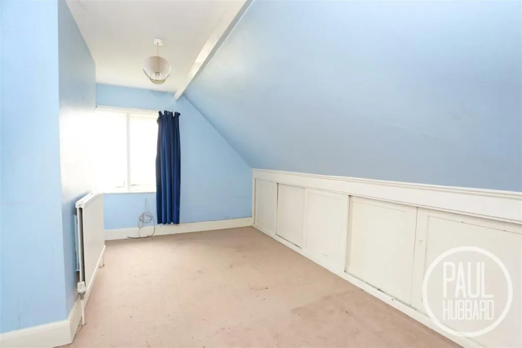 Kirkley Cliff Road, Lowestoft, Suffolk, NR33 0DB - Online Auctions
