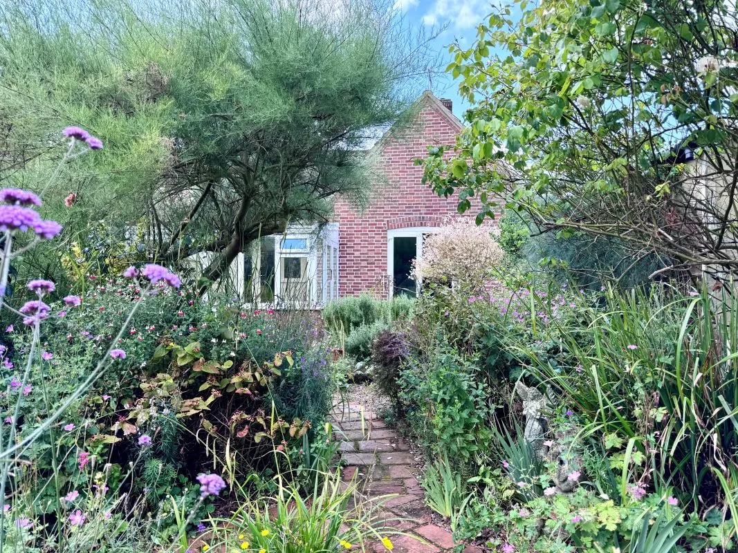 Allens Lane, Sprowston, Norwich, Norfolk, NR7 8EL - Online Auctions